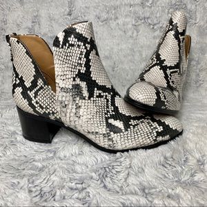 Franco Sarto Roar Snake Embossed Notched Bootie 7M